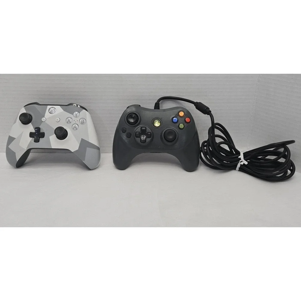 Lot Of 2 Microsoft‎ Xbox Controllers Wireless Winter Forces / Joytech Neo Wired